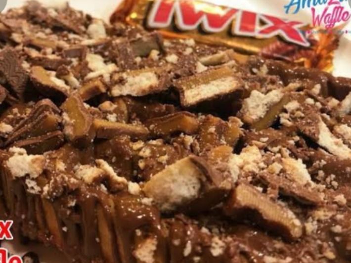 Twix Chocolate Waffle