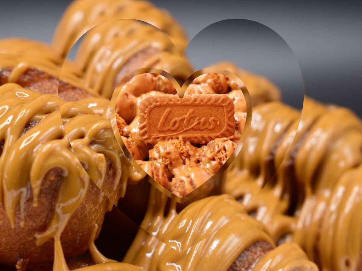 Plain Zalabia With Butter Lotus And Biscuit Lotus