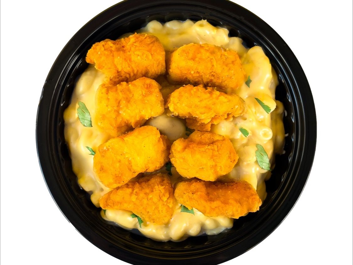 Mac And Cheese With Crispy Chicken