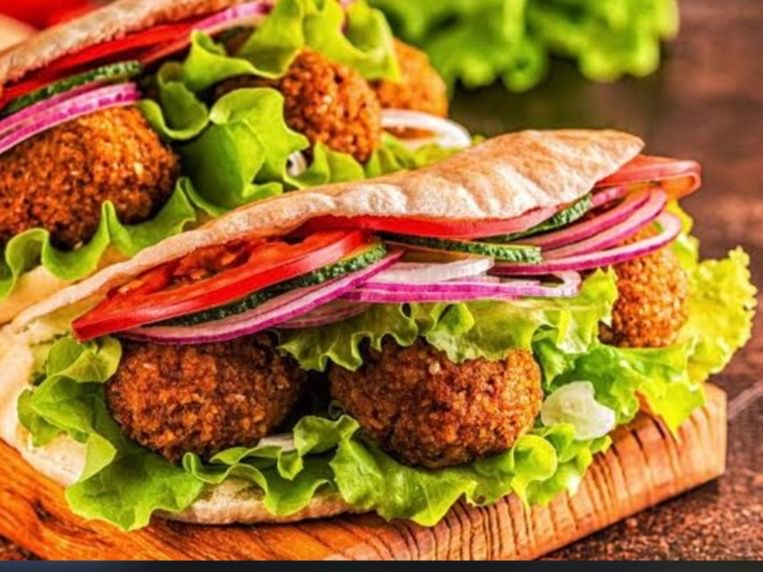 Taamia Sandwich On Cottage Cheese