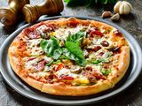 Salami Pizza