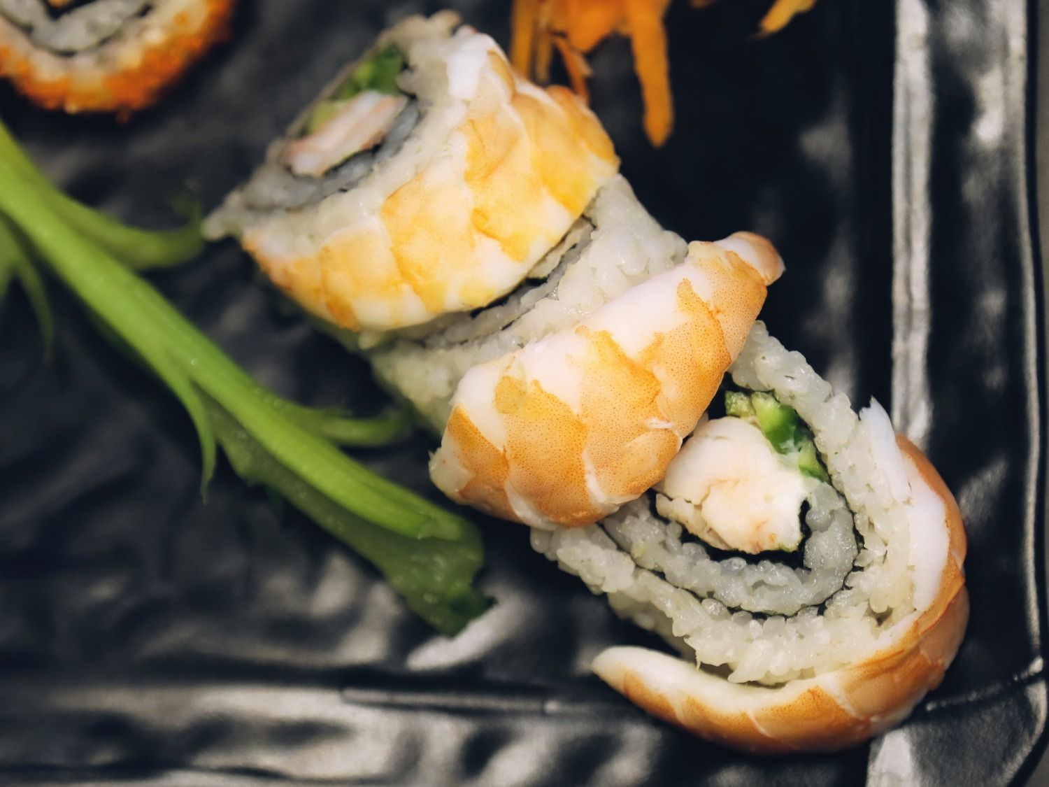 shrimp philadelphia roll uramaki