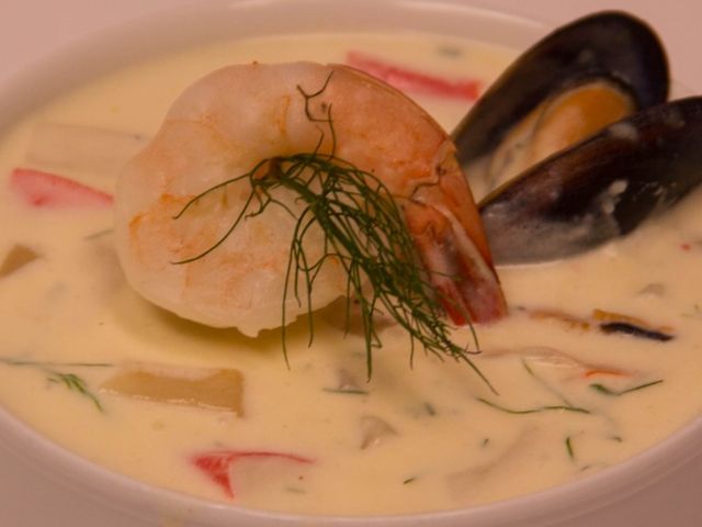 Steak Out Seafood Soup