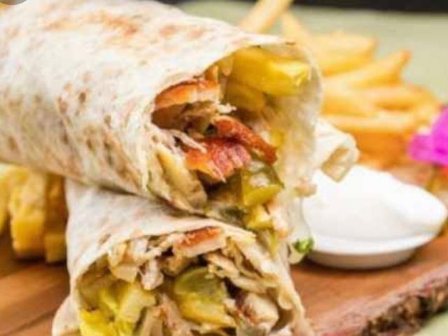 Shawarma Saroukh