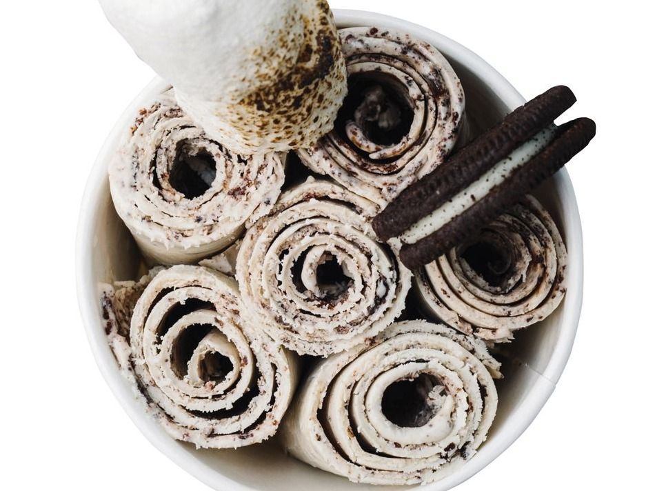 Nutella Ice Cream Roll