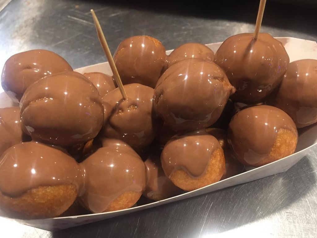 Zalabia With Nutella