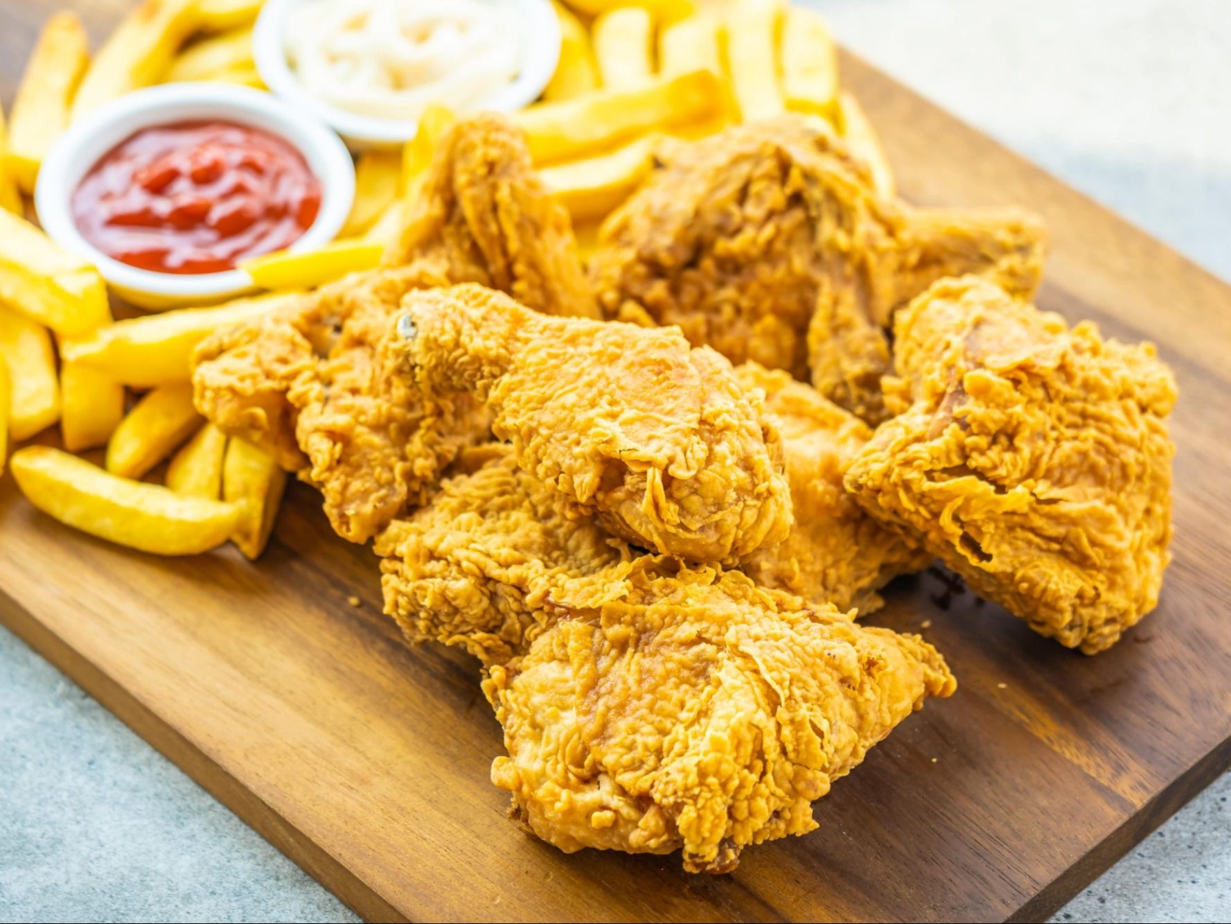 Broasted Chicken Wings Meal 5 Pieces