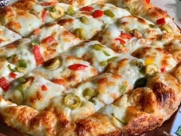 Smoked Oriental Sausage Pizza