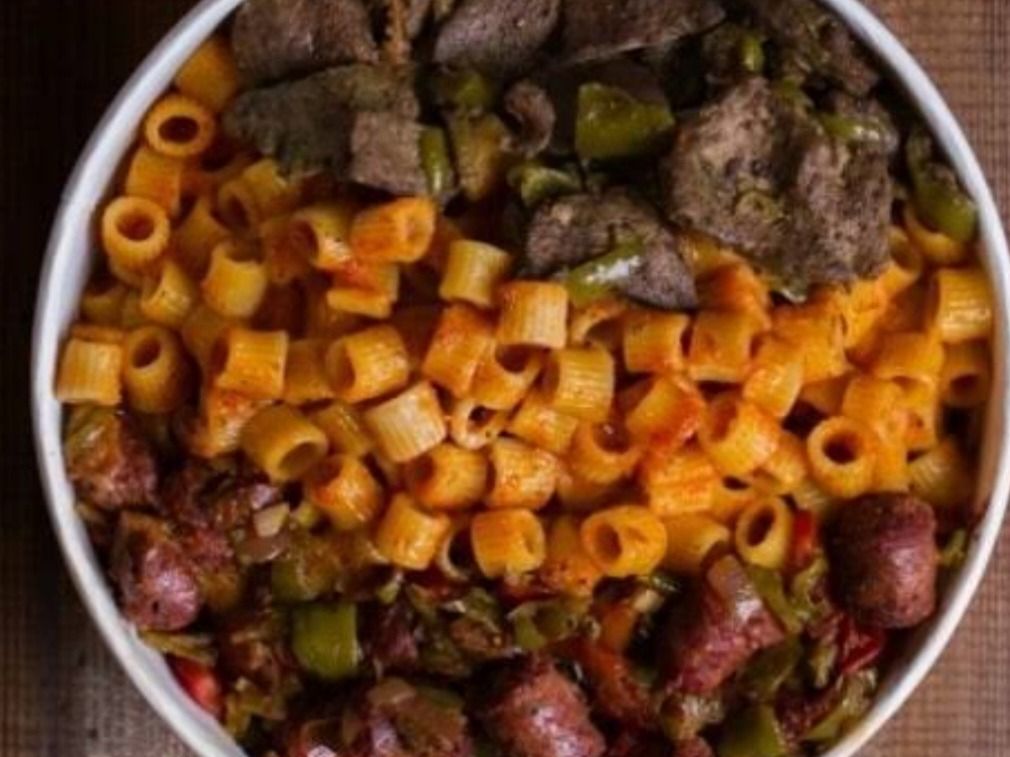 Mix Liver And Oriental Sausage Pasta