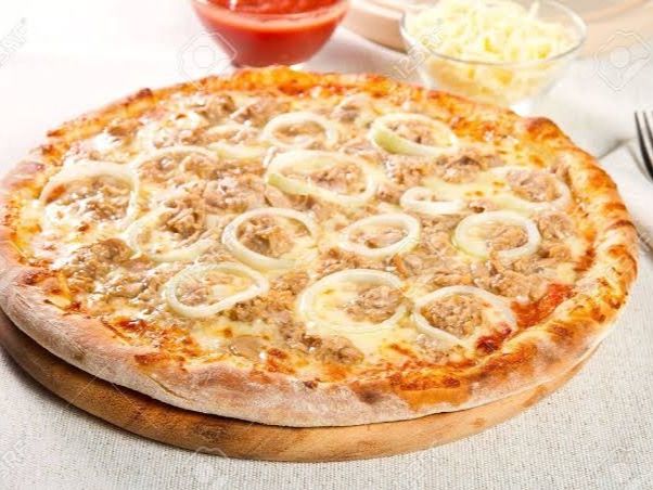 Pizza Tonno
