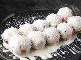 Plain Zalabia With Coconut Cream Chocolate