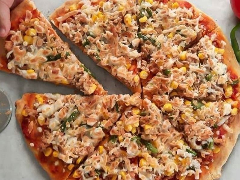 Tuna Pizza