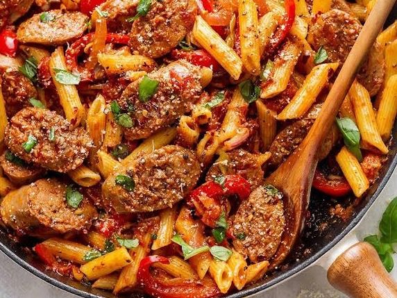 pasta with oriental sausage pan