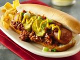 Hosten Buffalo Hot Dog Sandwich