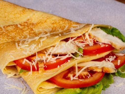 Vegetables with mozzarella crepe