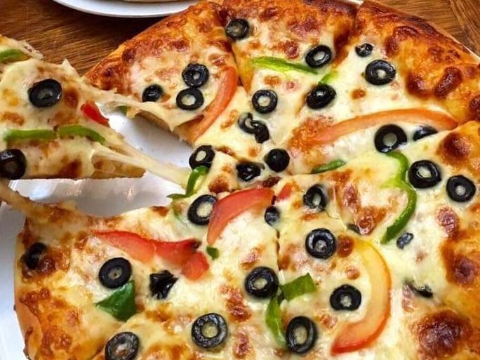 chicken shawerma italian pizza