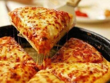 mix cheese italian pizza