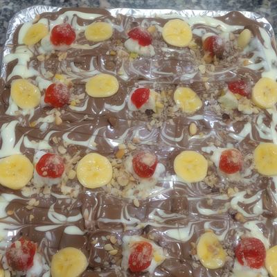 Chocolate And Nuts Pie