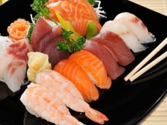 Nigiri Crispy Cheddar Salmon