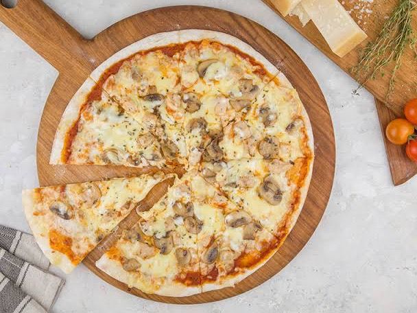 Italian mushroom Pizza
