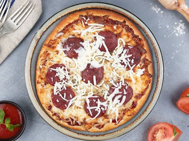 Italian Salami Pizza