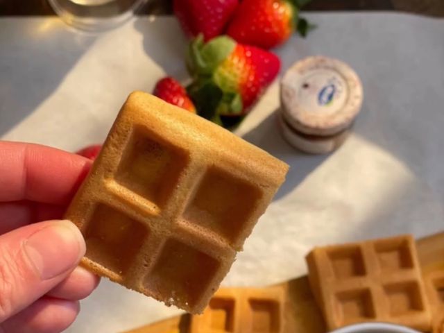 Waffle Bites Box