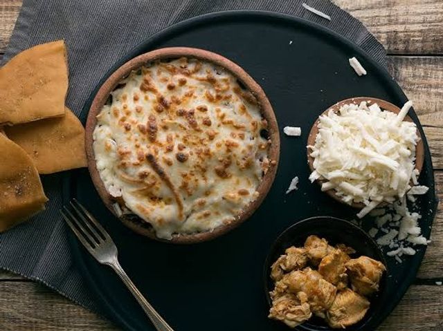 Chicken With Mozzarella Cheese Casserole
