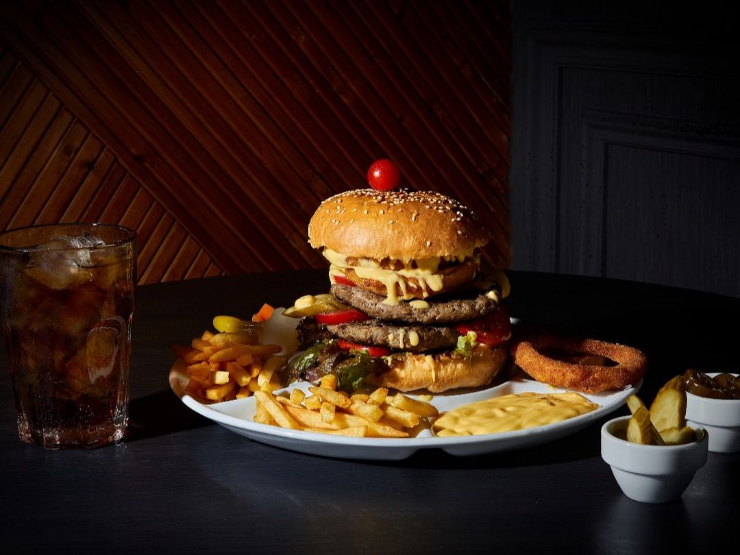 Mozzarella Cheese Burger