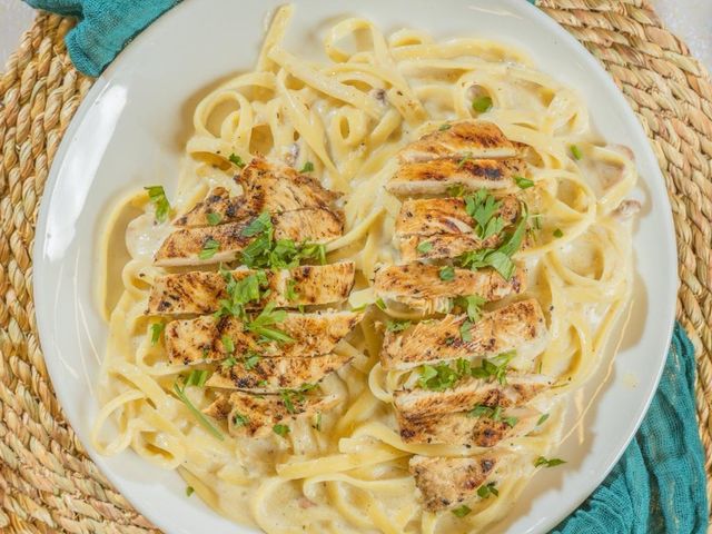 Chicken Alfredo Pasta