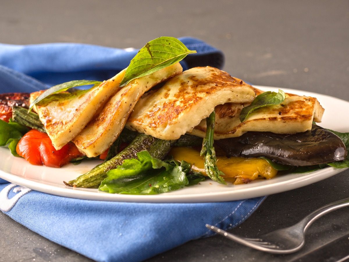 Halloumi Vegetables Salad