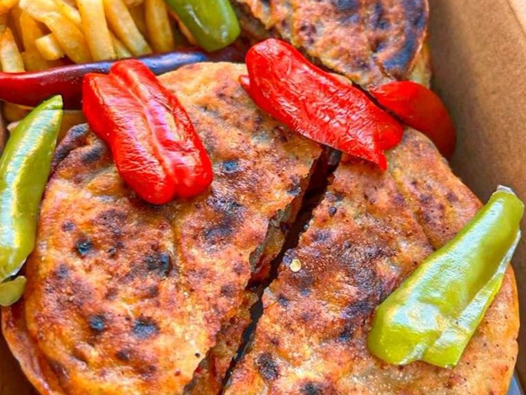 Baladi Hawawshi Half Dozen