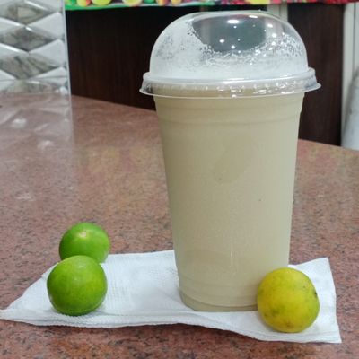Sugarcane With Lemon Juice