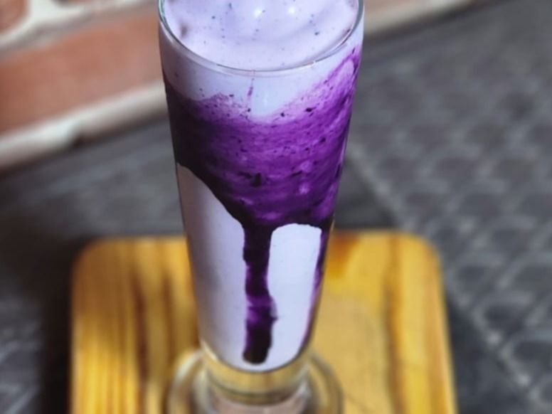Blueberry Milkshake