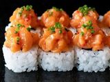 Salmon Spicy Roll