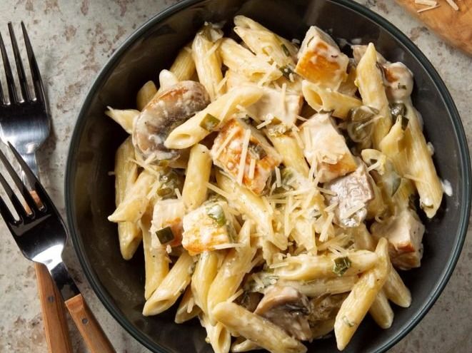 Large Creamy Chicken Pasta