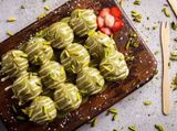 Plain Zalabia With Pistachio Cream And White Chocolate