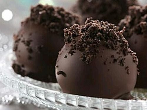Plain Zalabia With Oreo Chocolate And Biscuit Oreo