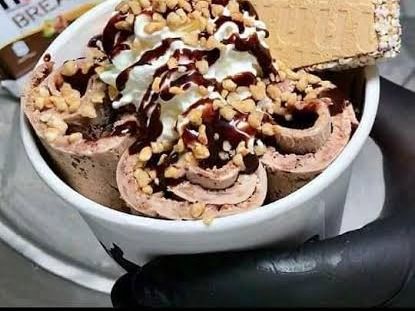 Kinder Ice Cream Roll