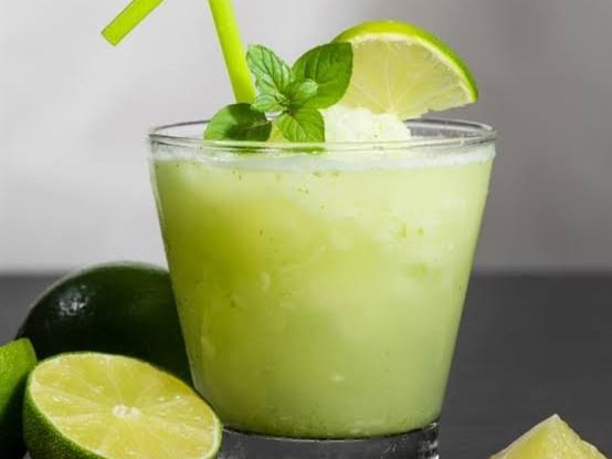 lemon with mint smoothie