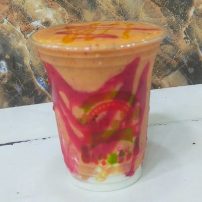 عصير زبادي بالفواكه