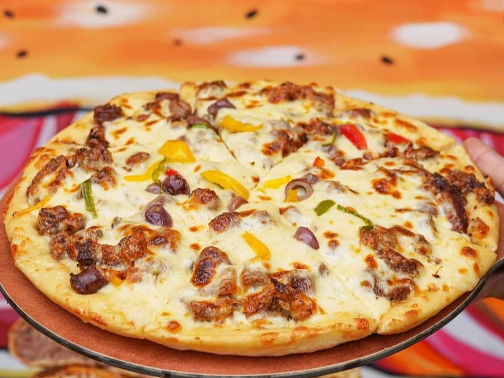 Pastrami Pizza