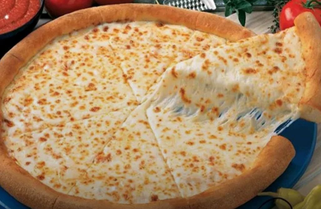 tuna pizza