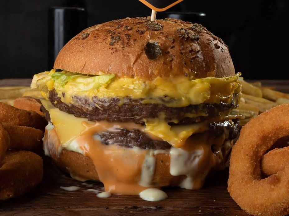 Double Cheese Lovers Burger