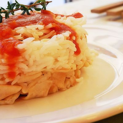 Fatteh with vinegar and garlic