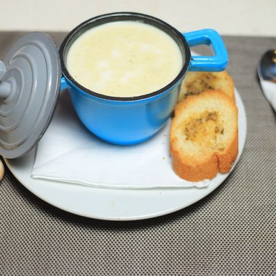 شوربة الدجاج دسمة