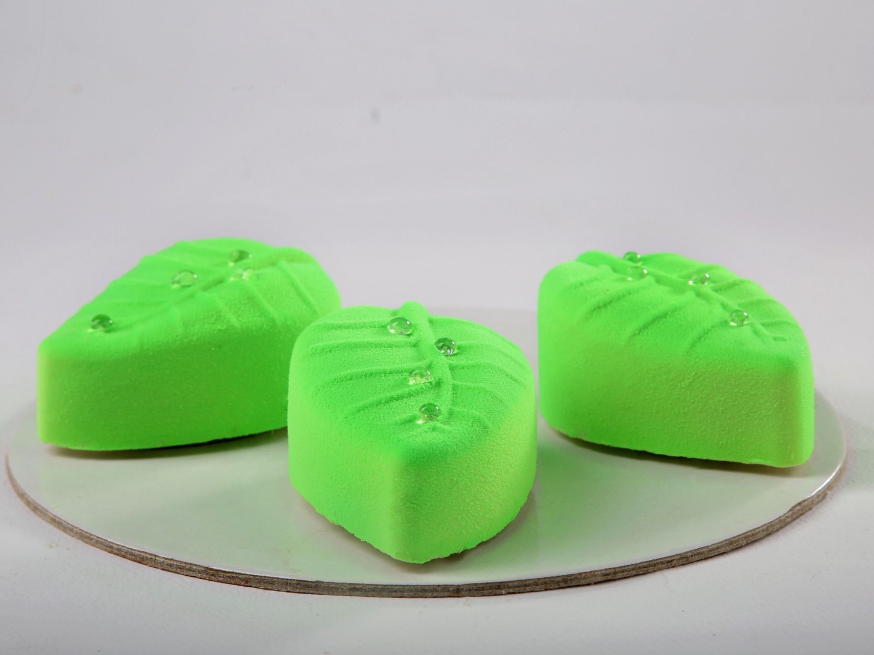 Mint and Lemon Matcha mini cake