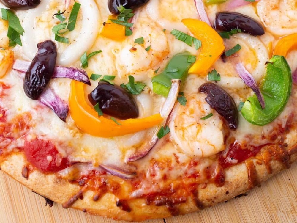 Seafood Pizza