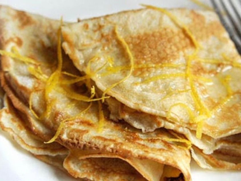 French Carmel Crepe With Nuts