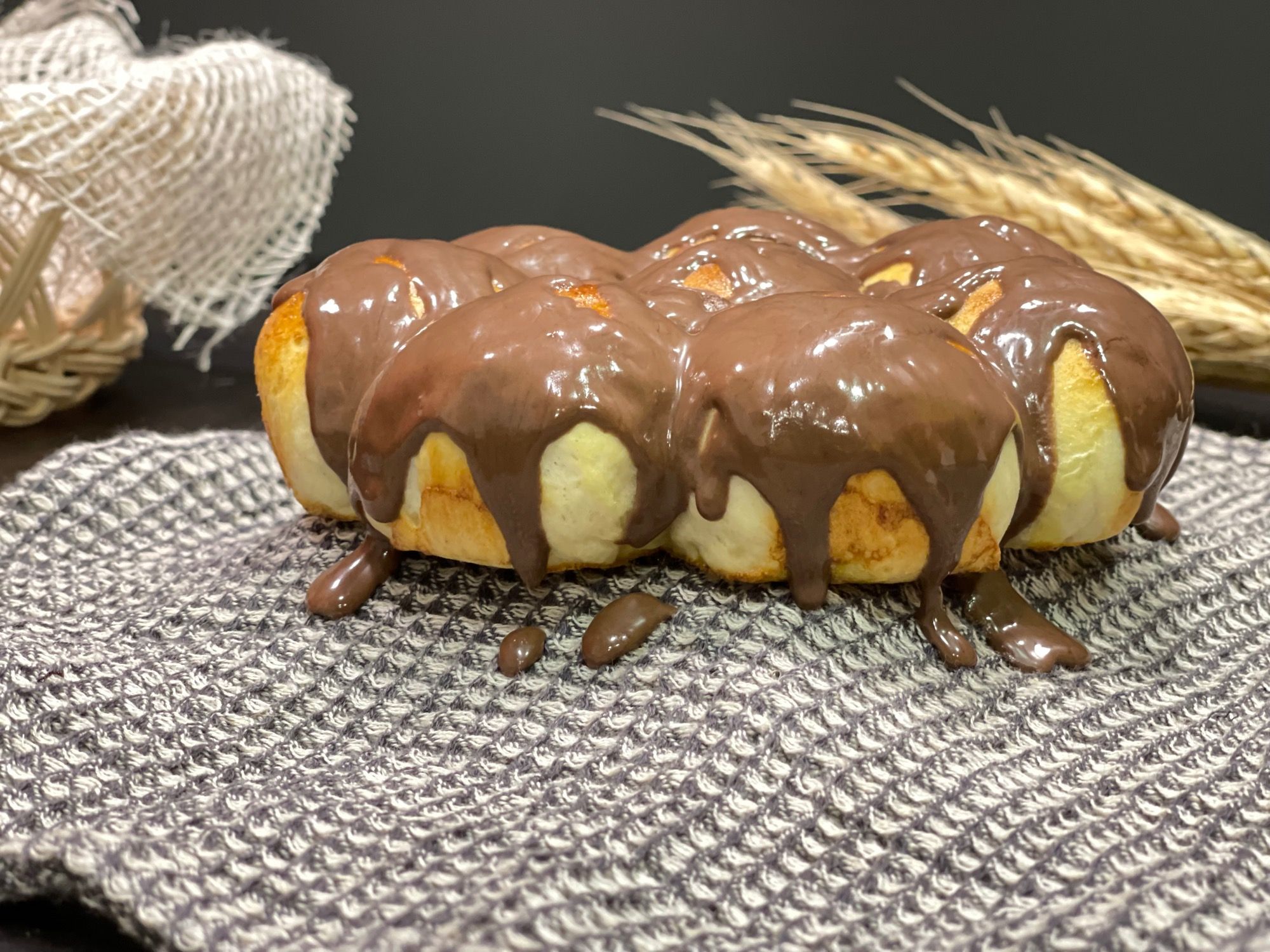 Chocolate Bubble Bun