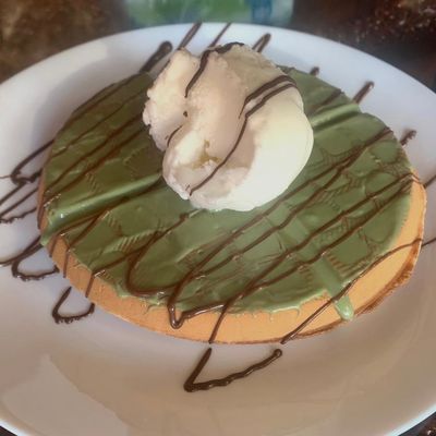 Pistachio Waffle